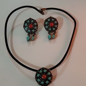 necklace and eqrrings set.